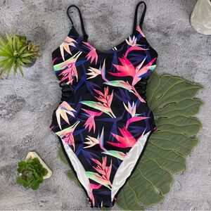 Pink by Victoria Secret Birds of Paradise One Piece Bathing Suit - Small